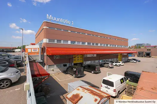 Toimitilakiinteistö Vantaan Muuntotie 1 julkisivukuvassa.